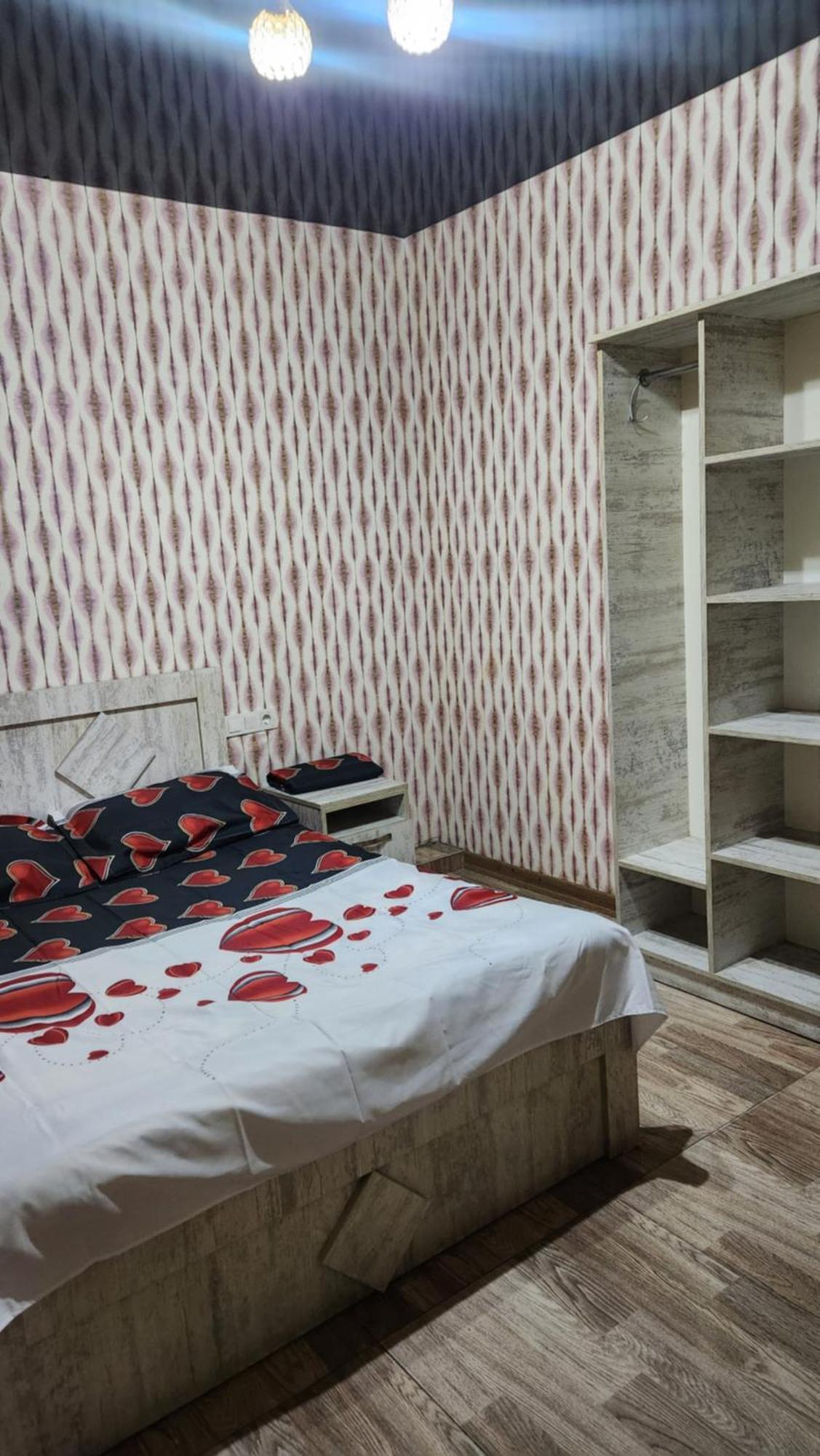 Hotel ,,Mega" Тбілісі Екстер'єр фото